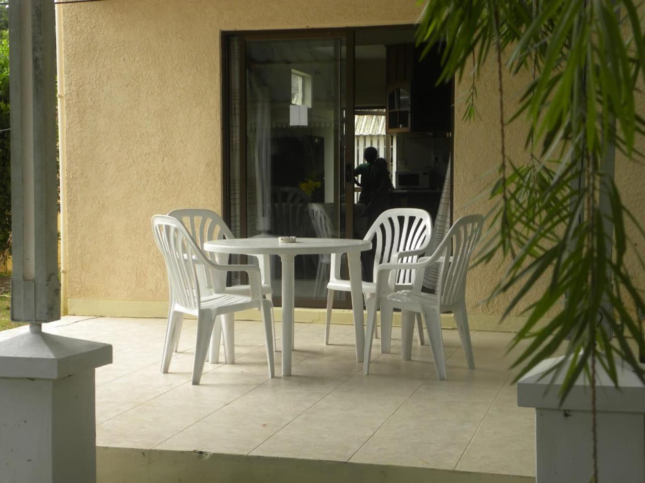 Arabica Villa Flic en Flac Exterior photo